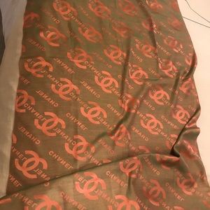 Chanel-Not sure of authenticity as it was a gift.